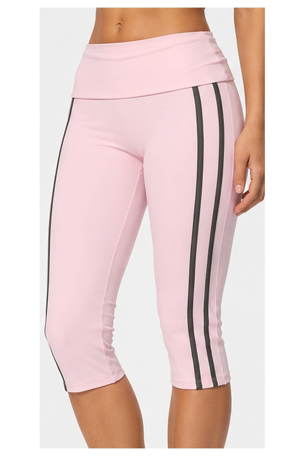 The Aphrodite Set in Baby Pink — leggings detail